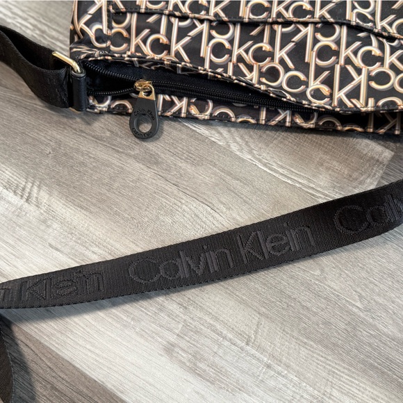 Calvin Klein - Crossbody bag / Shoulder bag - Picture 4 of 7